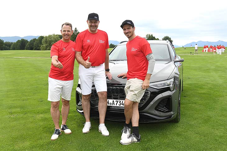Matthias Muellenbach (AUDI), Stephan Tschernek, Felix Neureuther 3.Felix&Friends Invitational der Felix Neureuther Stiftung das Golf Turnier im Golf Club Beuerberg am 27.07.2023  Foto: BrauerPhotos / J.Reetz 